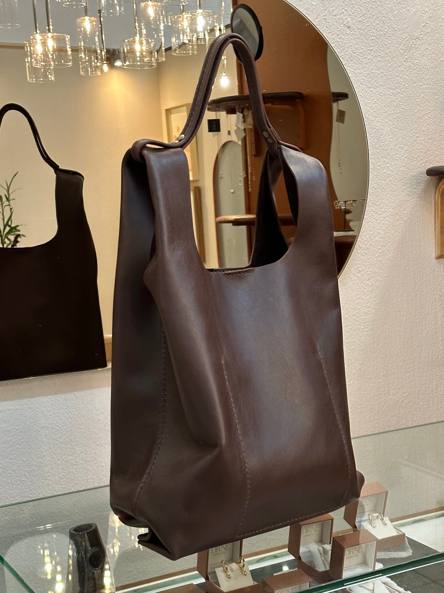 Sanna Leather Kowloon shopper bag