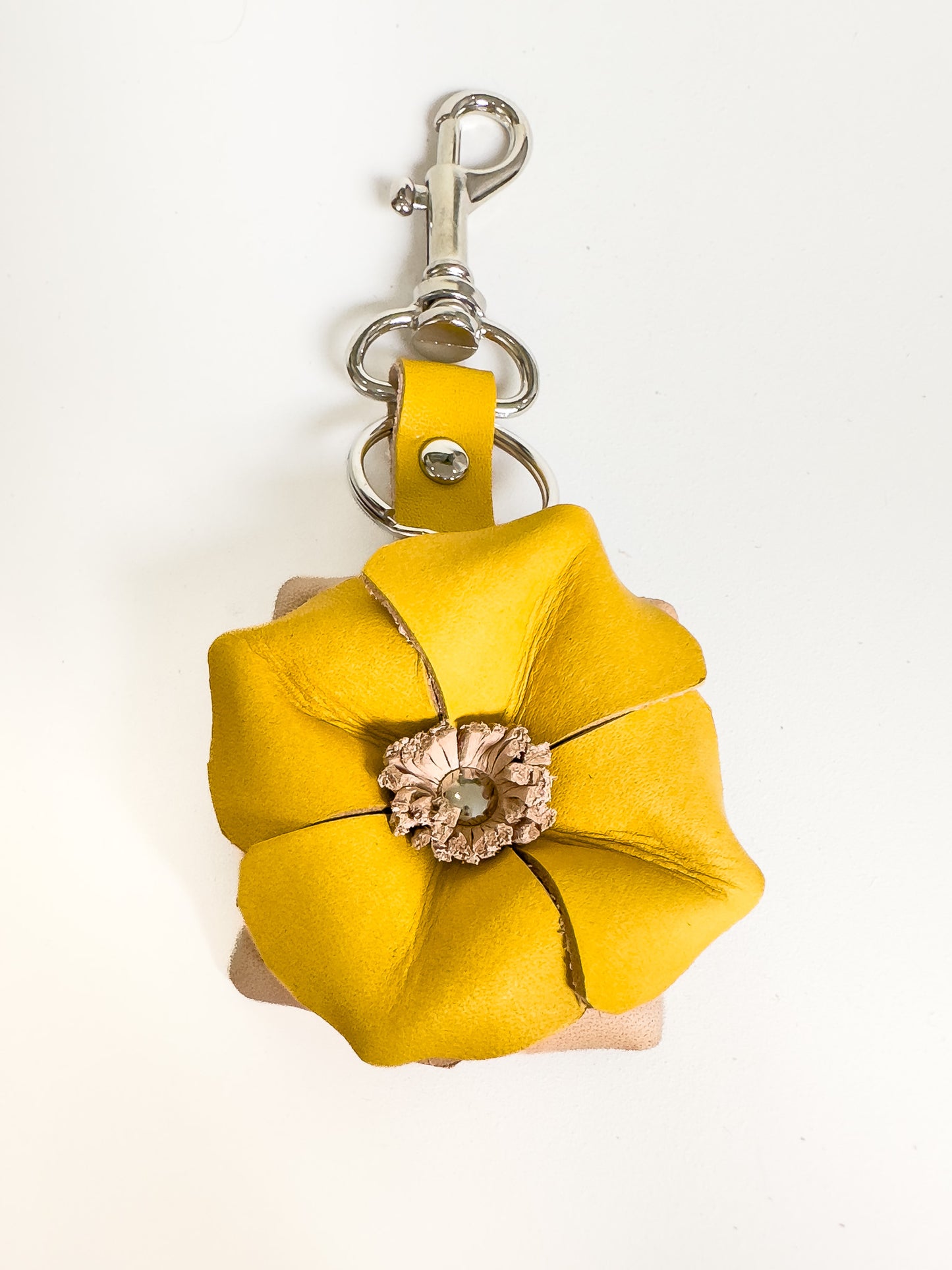 Sanna Leather 3D Flower Key Fob