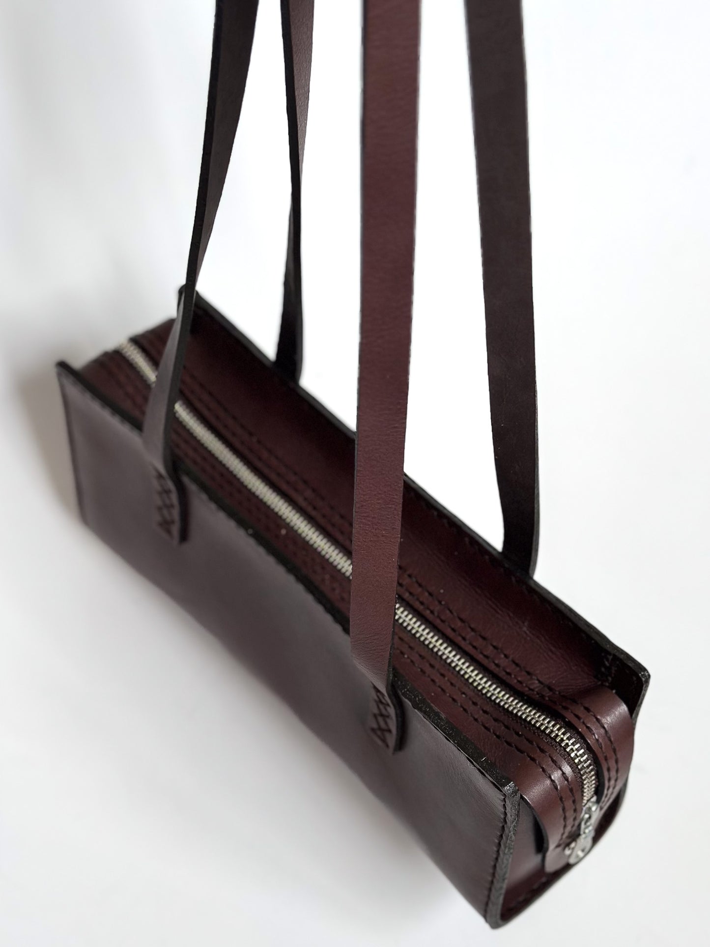 Sanna Leather Karatara handbag