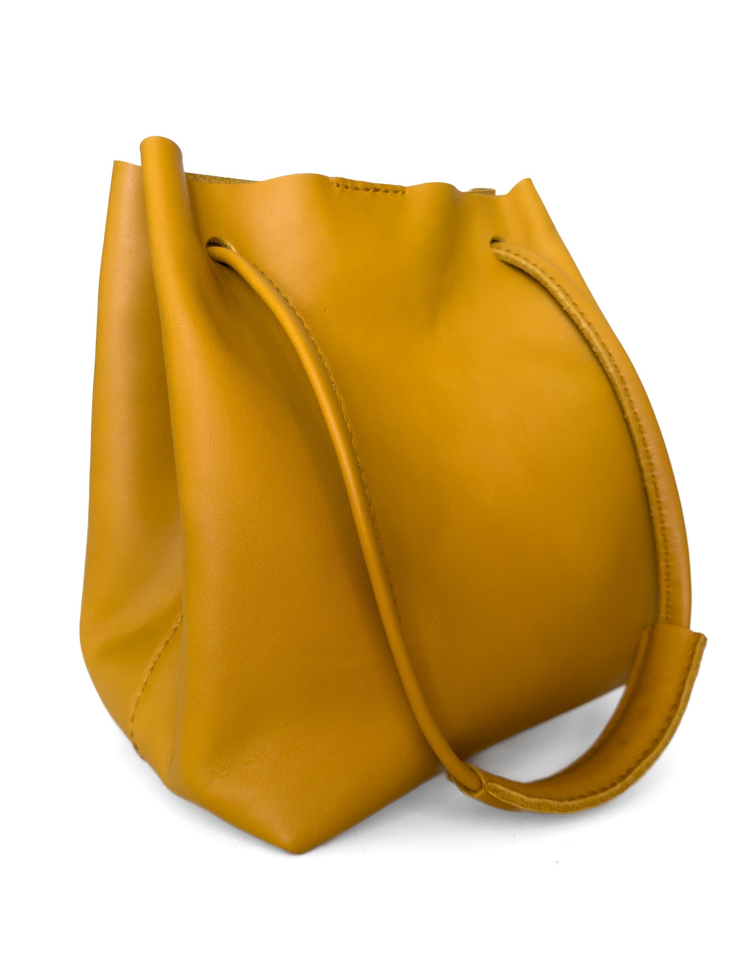 Sanna Leather Aberdeen bucket bag