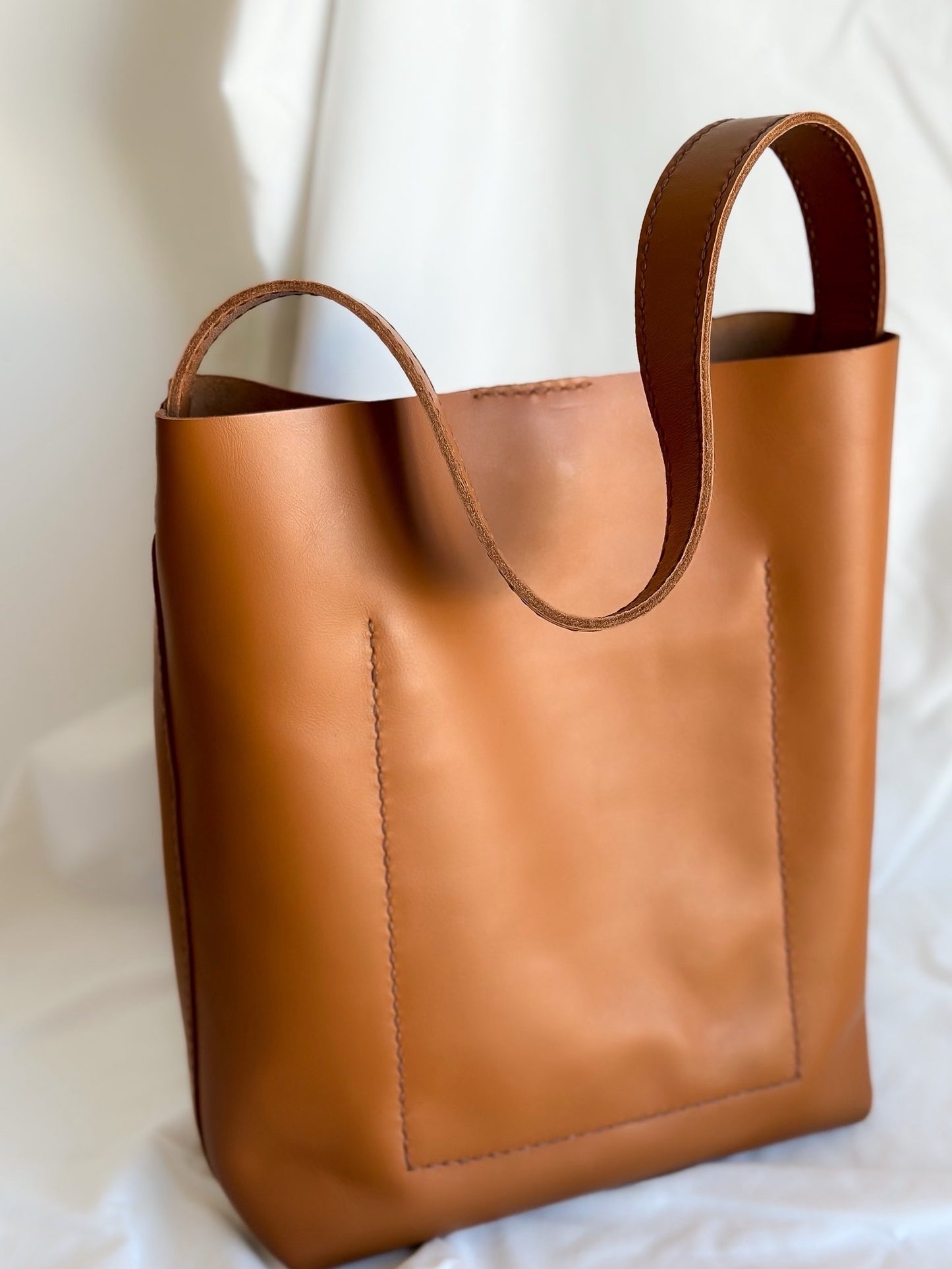 Sanna Leather Mowbray tote bag