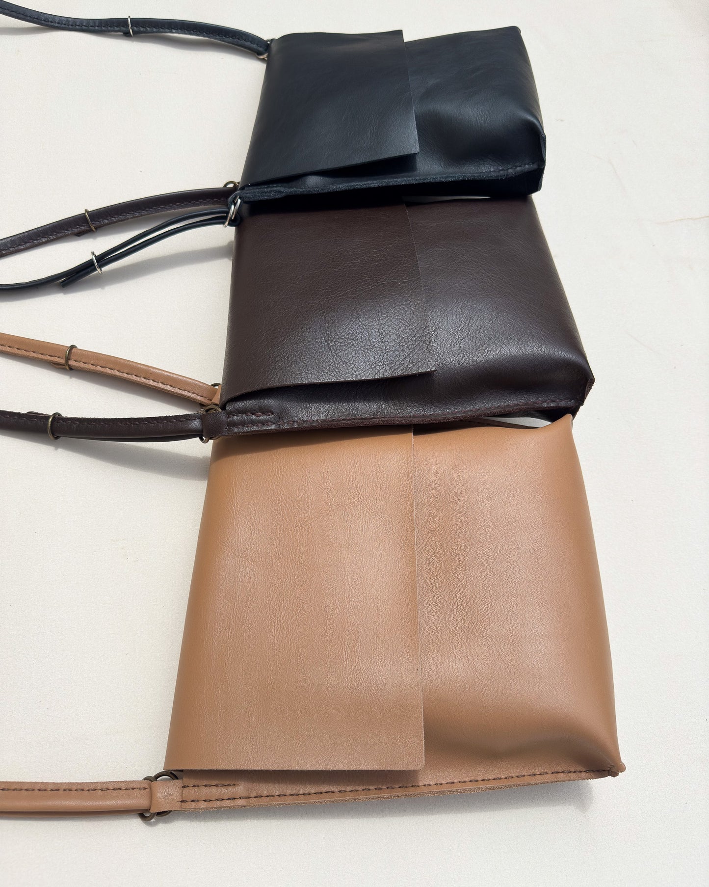 Sanna Leather Newbrown bag