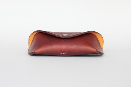 Sanna Leather sunglasses case
