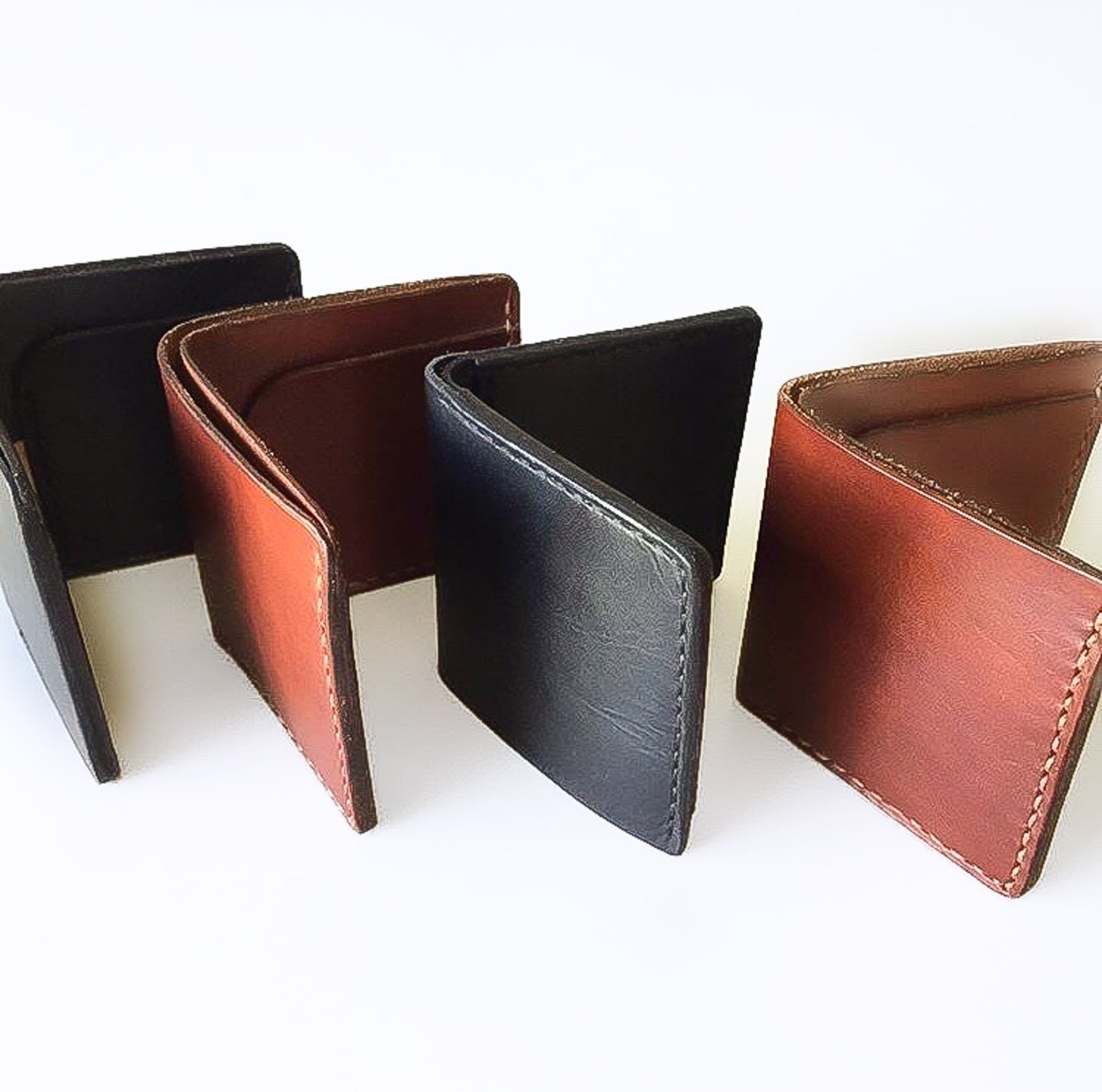 Sanna Leather Vegtan Bifold Wallet