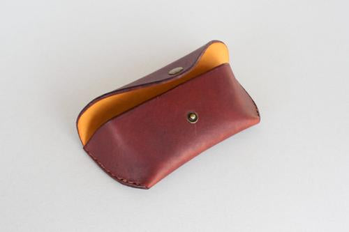 Sanna Leather sunglasses case