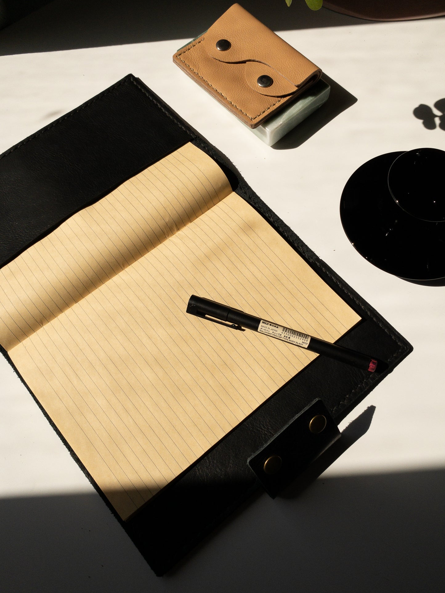 Sanna Leather Contemporary A5 Portfolio cover
