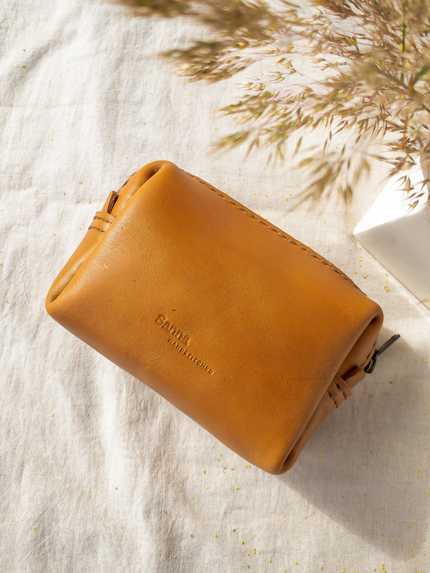 Sanna Zip Pouch - Short