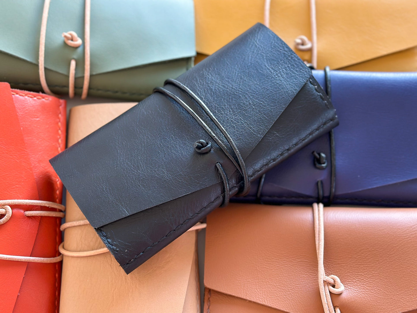 Sanna Leather Jewellery Roll