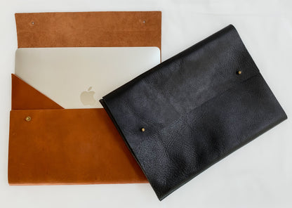 Sanna Leather Tablet / 13 inch Laptop Sleeve