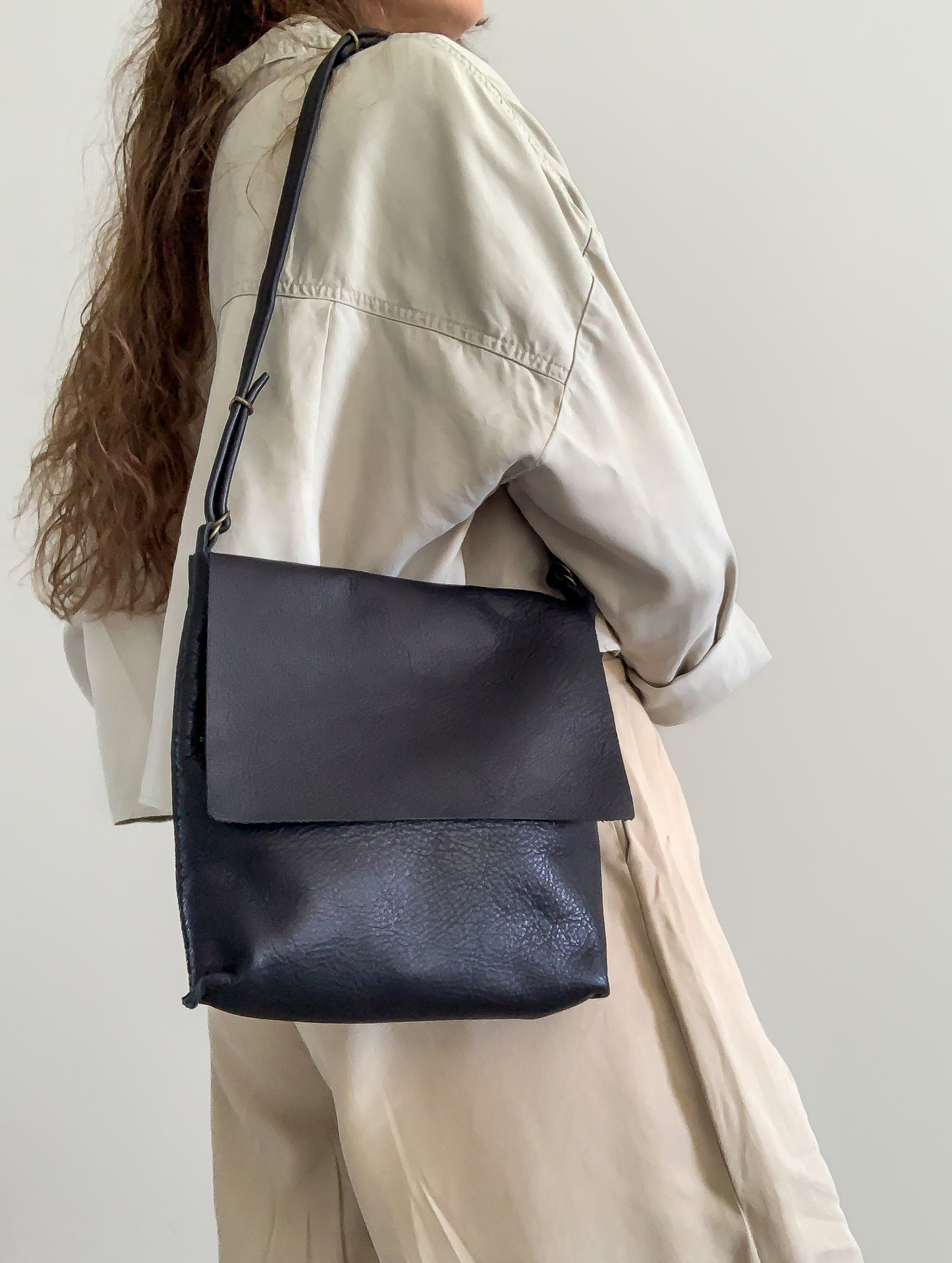 Sanna Leather Newbrown bag