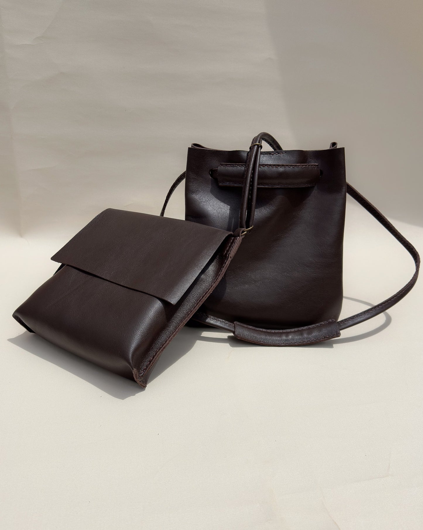 Sanna Leather Aberdeen bucket bag