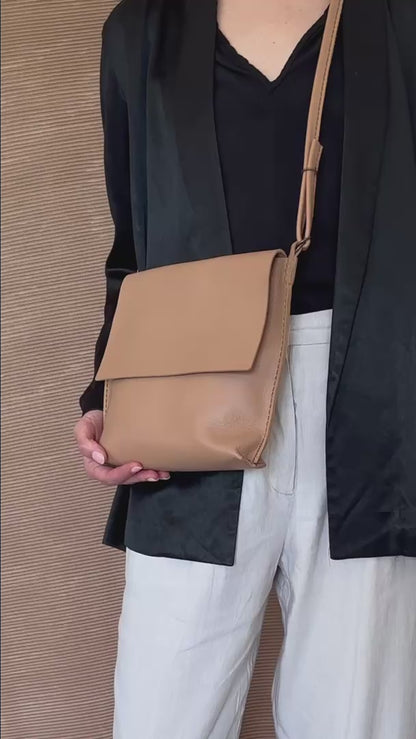 Sanna Leather Newbrown bag