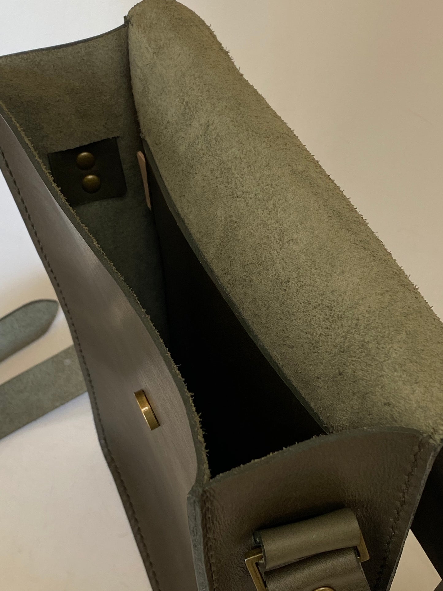 Sanna Leather Midi Contemporary Messenger Bag